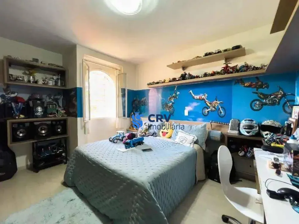 Casa, 4 quartos, 258 m² - Foto 9