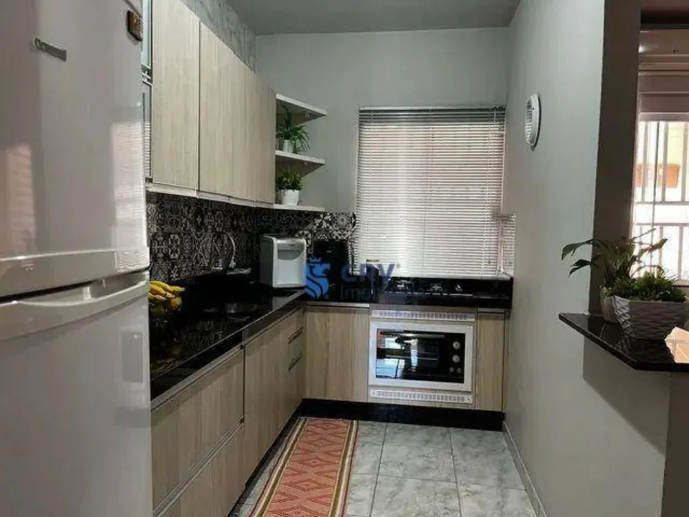 Casa, 3 quartos, 80 m² - Foto 2