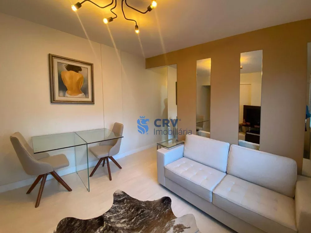 Apartamento à venda com 2 quartos, 66m² - Foto 2