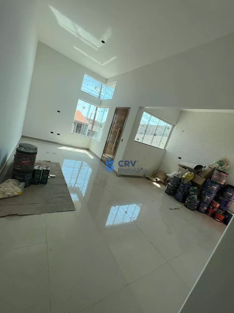 Casa à venda com 3 quartos, 81m² - Foto 2