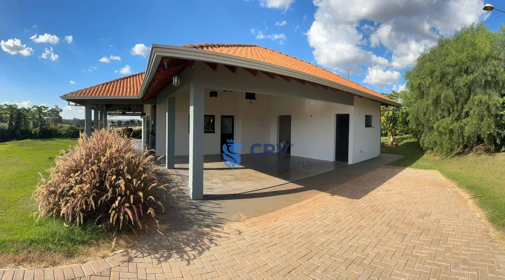 Casa de Condomínio à venda com 2 quartos, 230m² - Foto 1