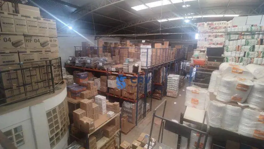 Depósito-Galpão, 850 m² - Foto 1