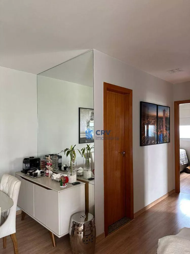 Apartamento à venda com 2 quartos, 70m² - Foto 4