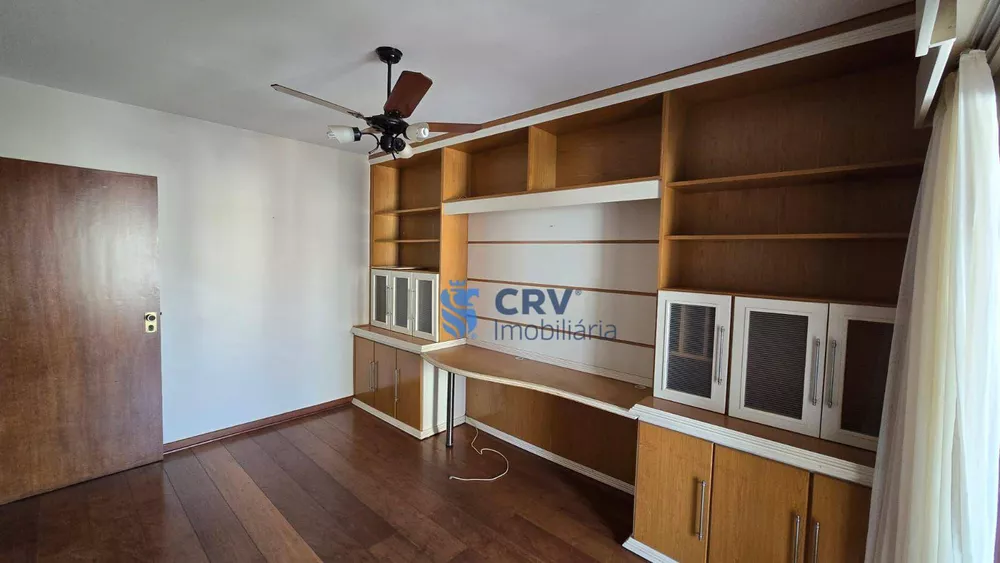 Apartamento à venda com 3 quartos, 227m² - Foto 3