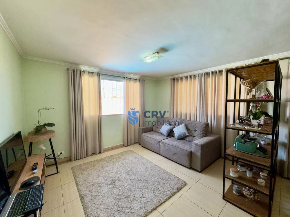 Casa à venda com 3 quartos, 169m² - Foto 2