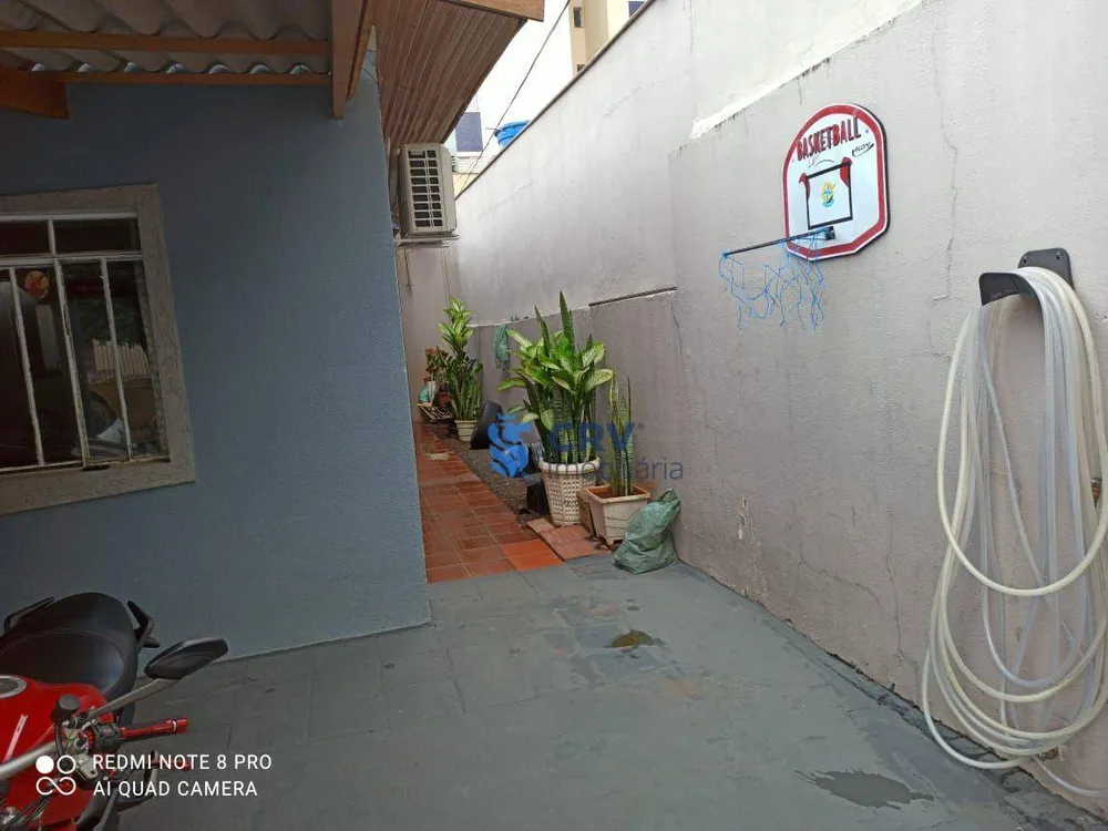 Casa, 4 quartos, 130 m² - Foto 4