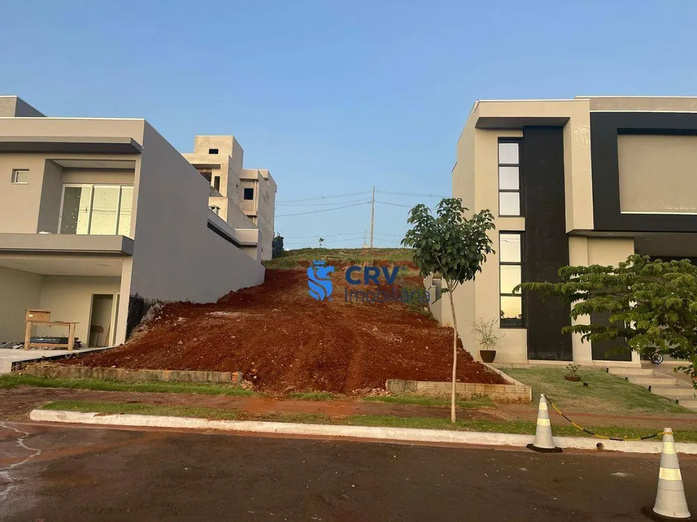 Loteamento e Condomínio, 256 m² - Foto 1