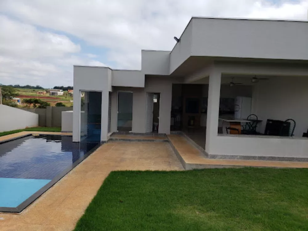 Casa de Condomínio à venda com 3 quartos, 160m² - Foto 2