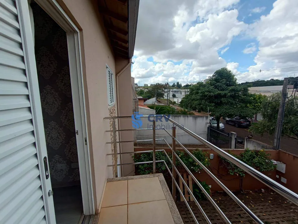 Casa, 3 quartos, 142 m² - Foto 2