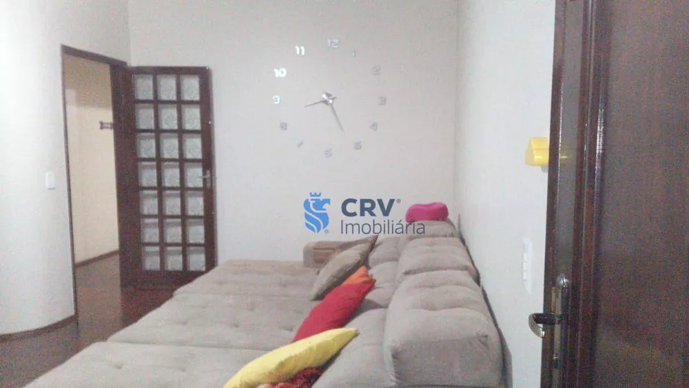 Casa à venda com 3 quartos, 186m² - Foto 4