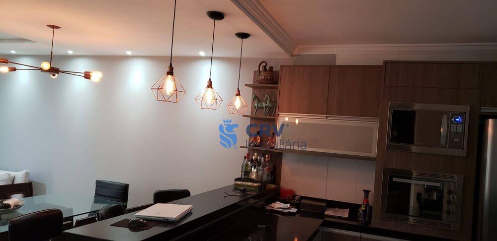 Casa à venda com 4 quartos, 191m² - Foto 1
