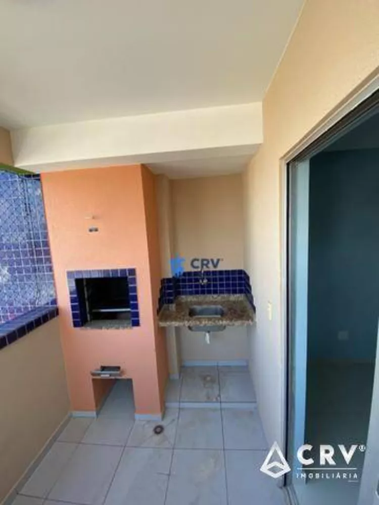 Apartamento à venda com 2 quartos, 70m² - Foto 2