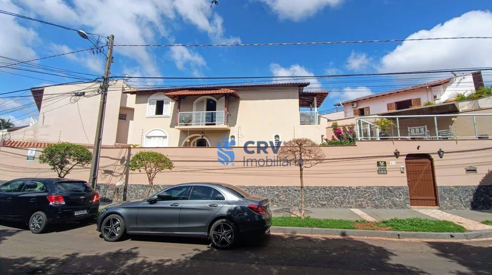 Casa, 3 quartos, 205 m² - Foto 4