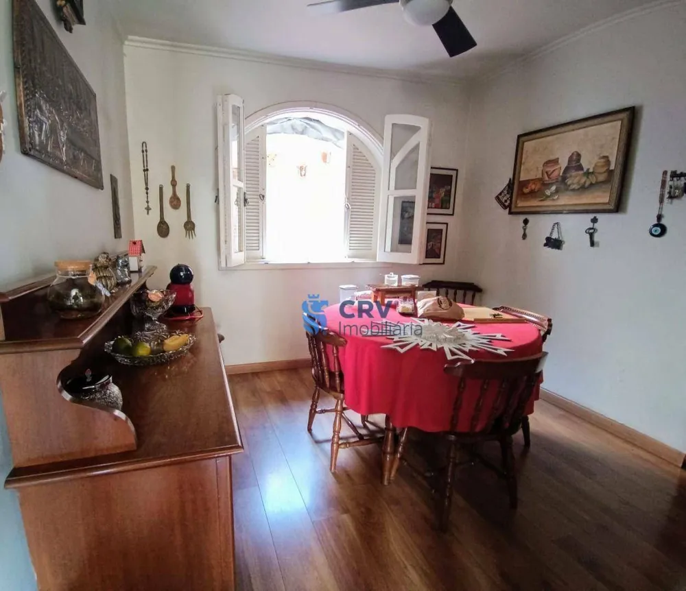 Casa, 3 quartos, 205 m² - Foto 1