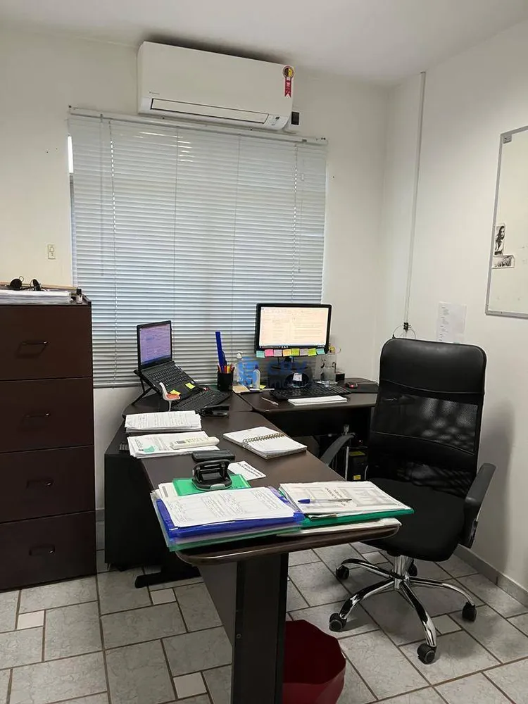 Depósito-Galpão, 1000 m² - Foto 1