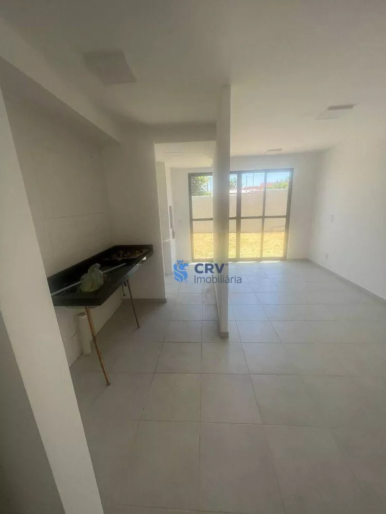 Apartamento à venda com 2 quartos, 69m² - Foto 1