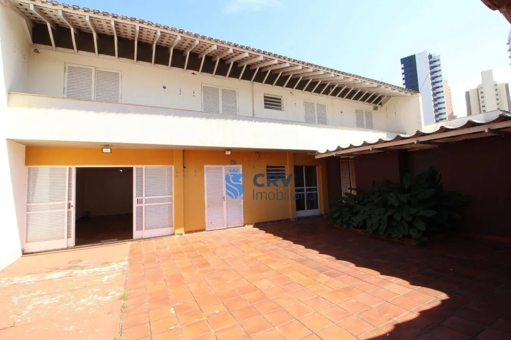Casa, 4 quartos, 438 m² - Foto 1