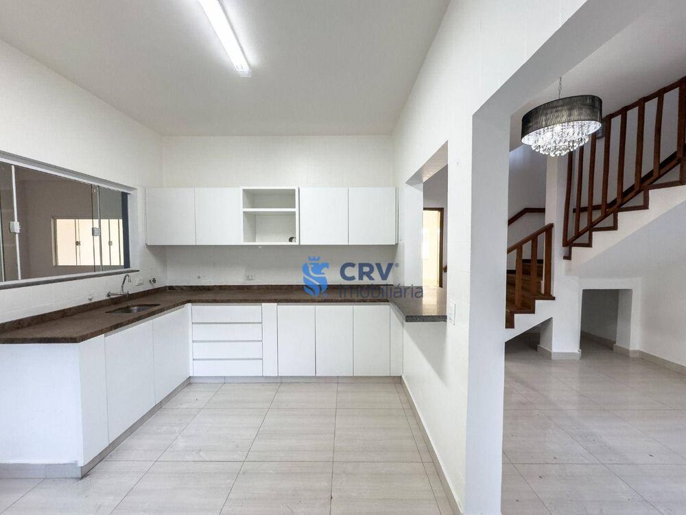 Sobrado à venda e aluguel com 4 quartos, 318m² - Foto 3