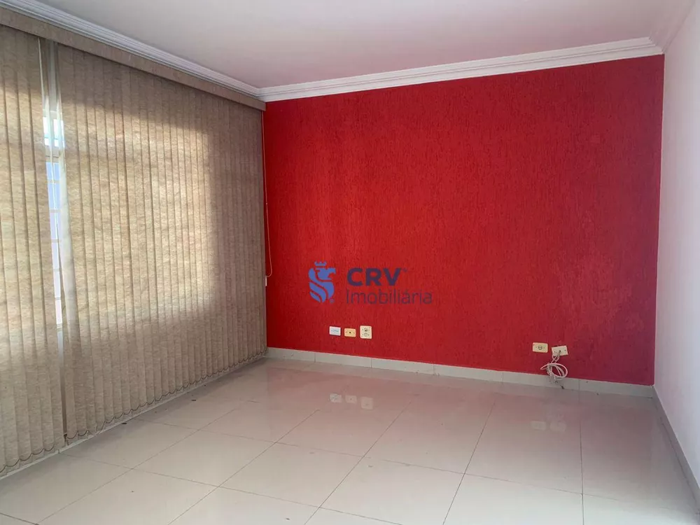 Casa à venda com 5 quartos, 180m² - Foto 3