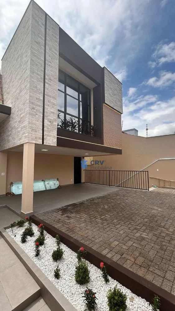 Casa, 3 quartos, 226 m² - Foto 3