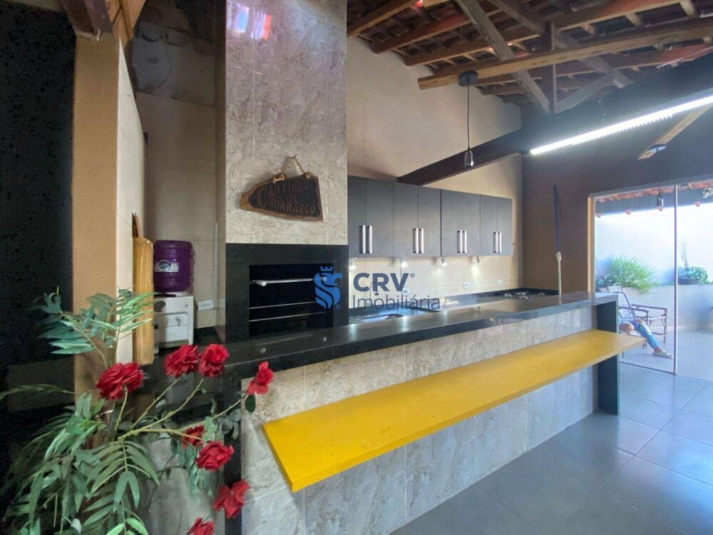 Casa, 4 quartos, 320 m² - Foto 4