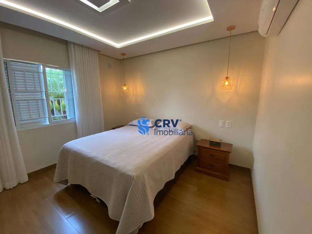 Casa, 3 quartos, 200 m² - Foto 1