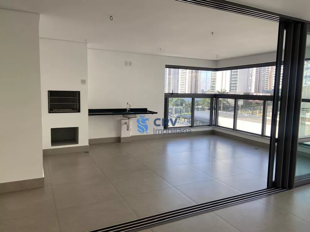 Apartamento à venda com 3 quartos, 207m² - Foto 1