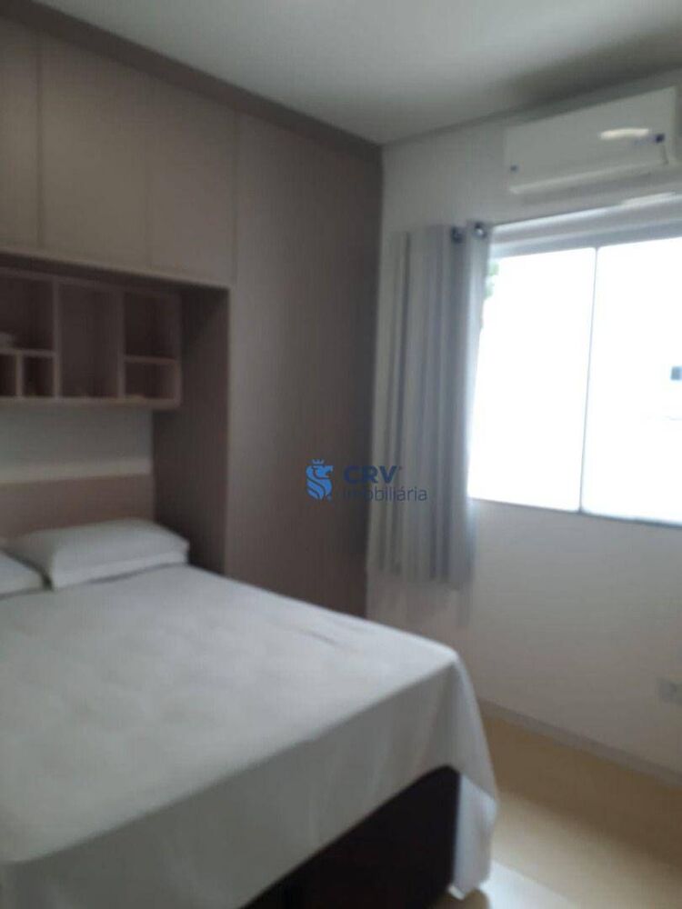Casa de Condomínio à venda com 3 quartos, 220m² - Foto 1