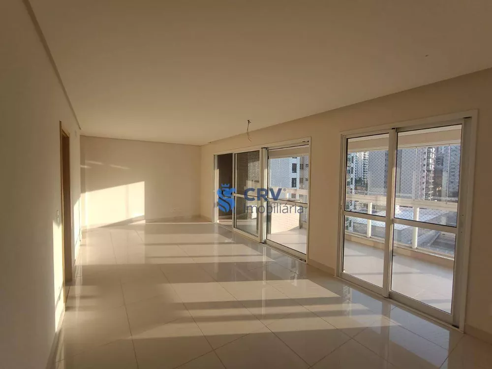 Apartamento à venda com 3 quartos, 123m² - Foto 1