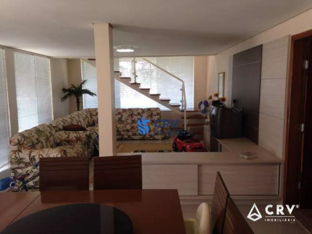 Chácara à venda e aluguel com 6 quartos, 370m² - Foto 8