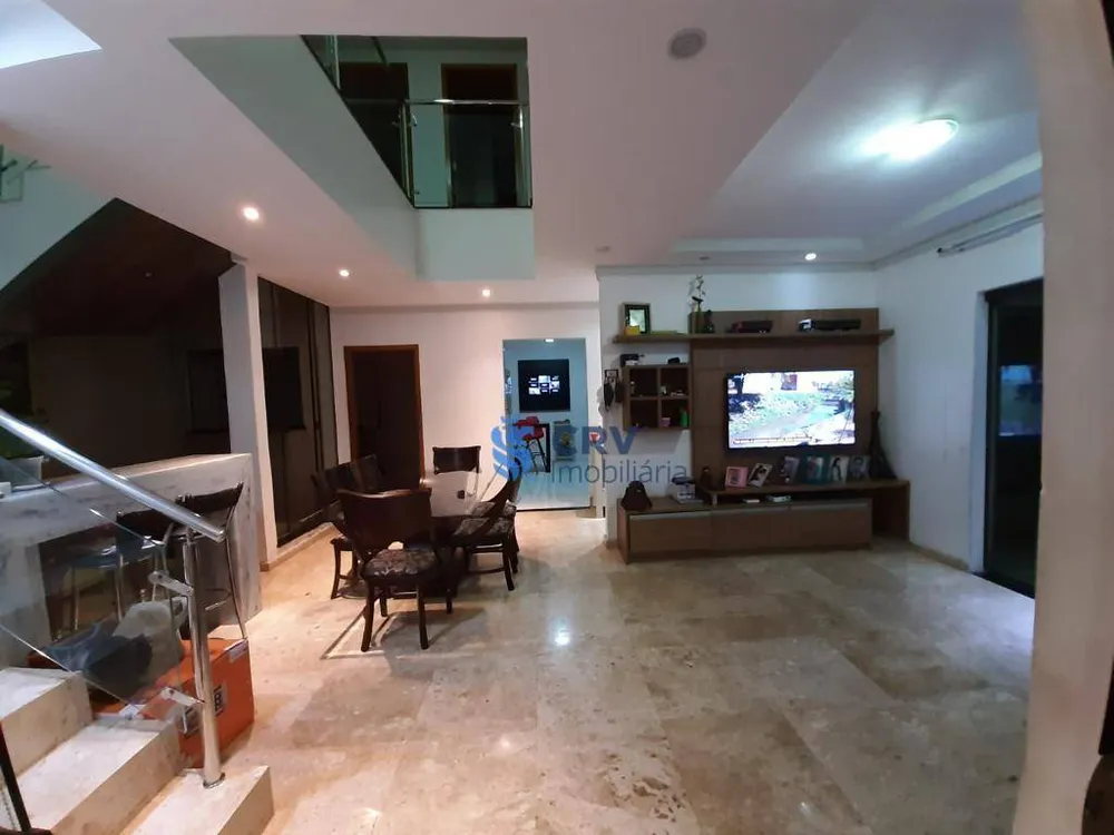 Casa, 4 quartos, 200 m² - Foto 1
