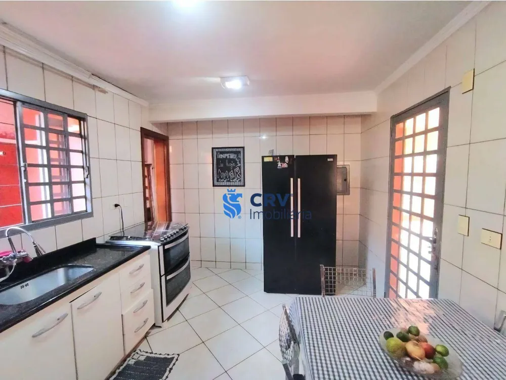 Casa, 3 quartos, 184 m² - Foto 2