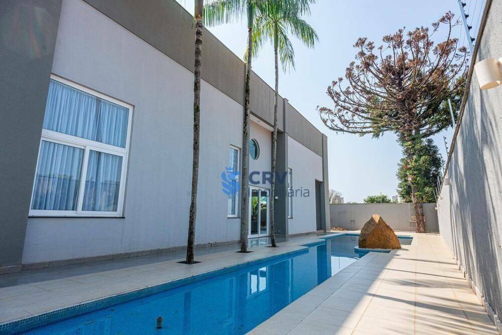 Sobrado à venda e aluguel com 5 quartos, 549m² - Foto 1