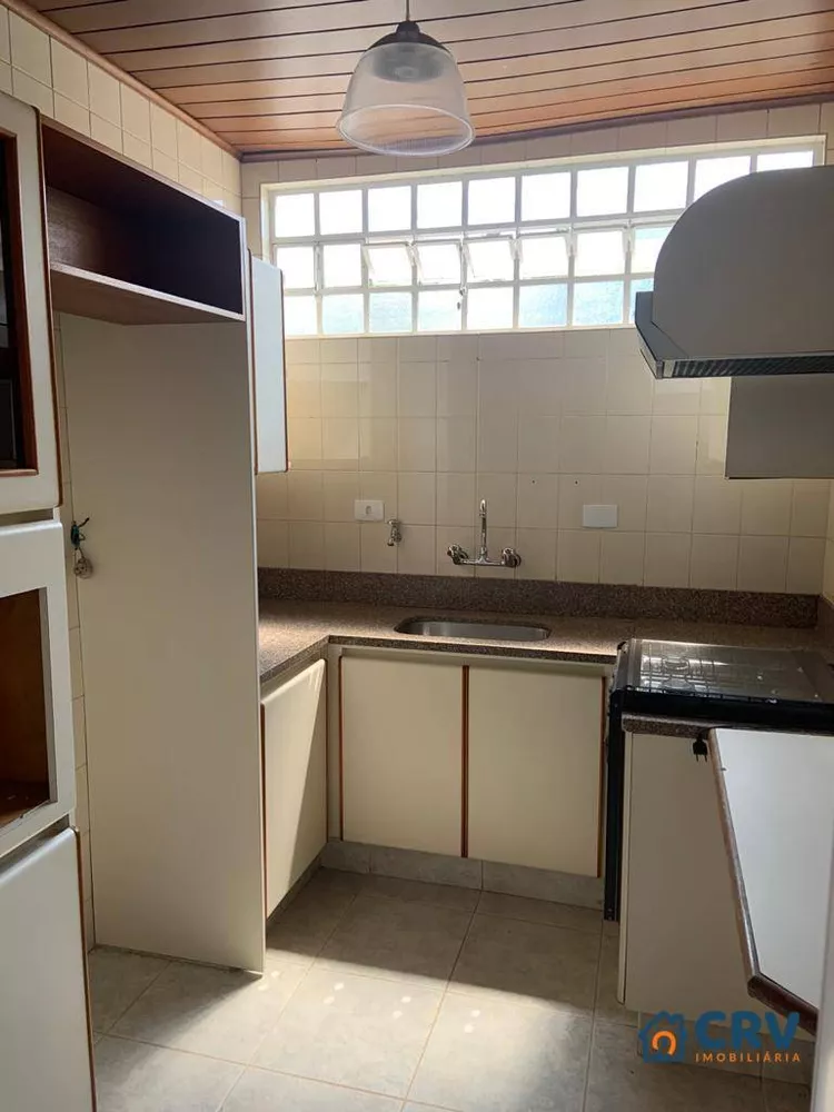 Casa à venda e aluguel com 3 quartos, 320m² - Foto 8