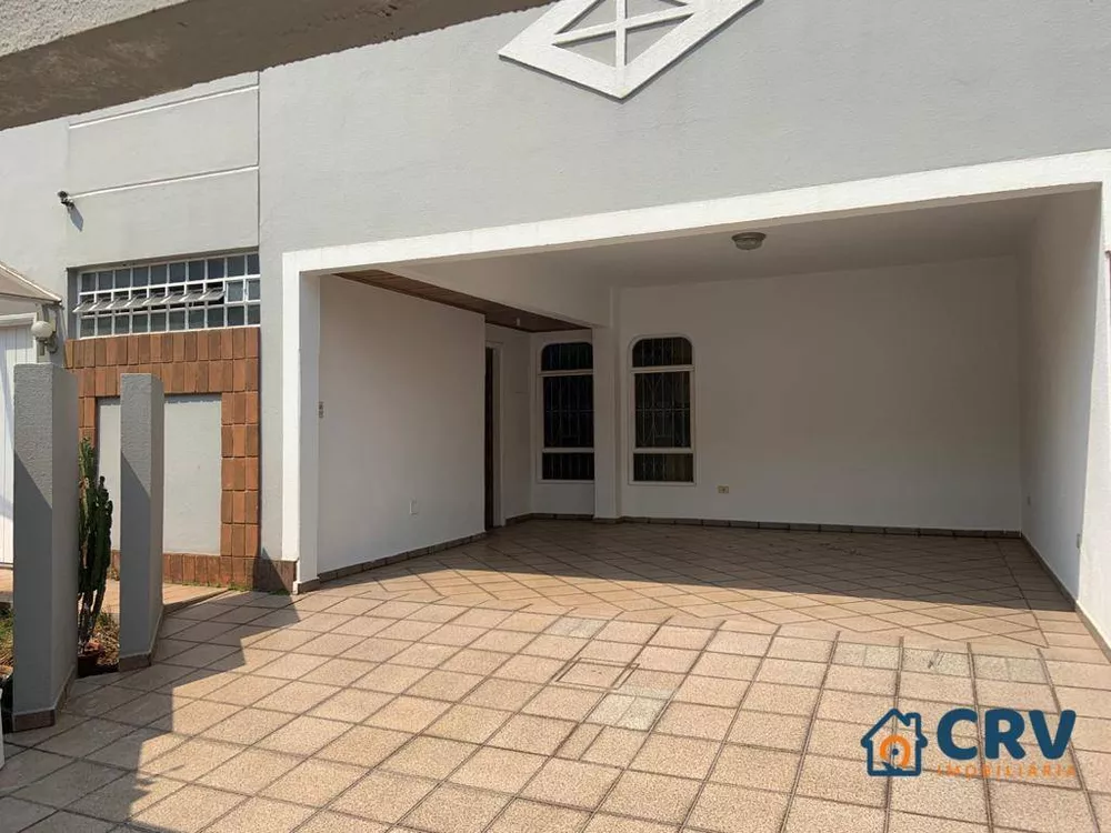 Casa à venda e aluguel com 3 quartos, 320m² - Foto 1