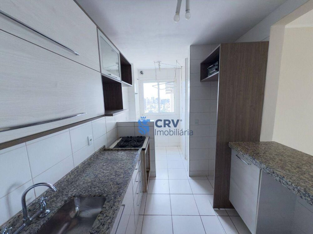 Apartamento para alugar com 3 quartos, 80m² - Foto 4
