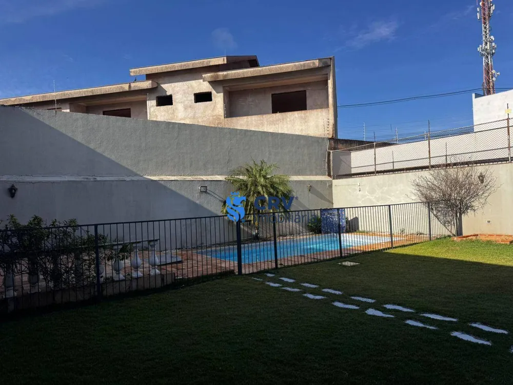Casa, 4 quartos, 438 m² - Foto 4