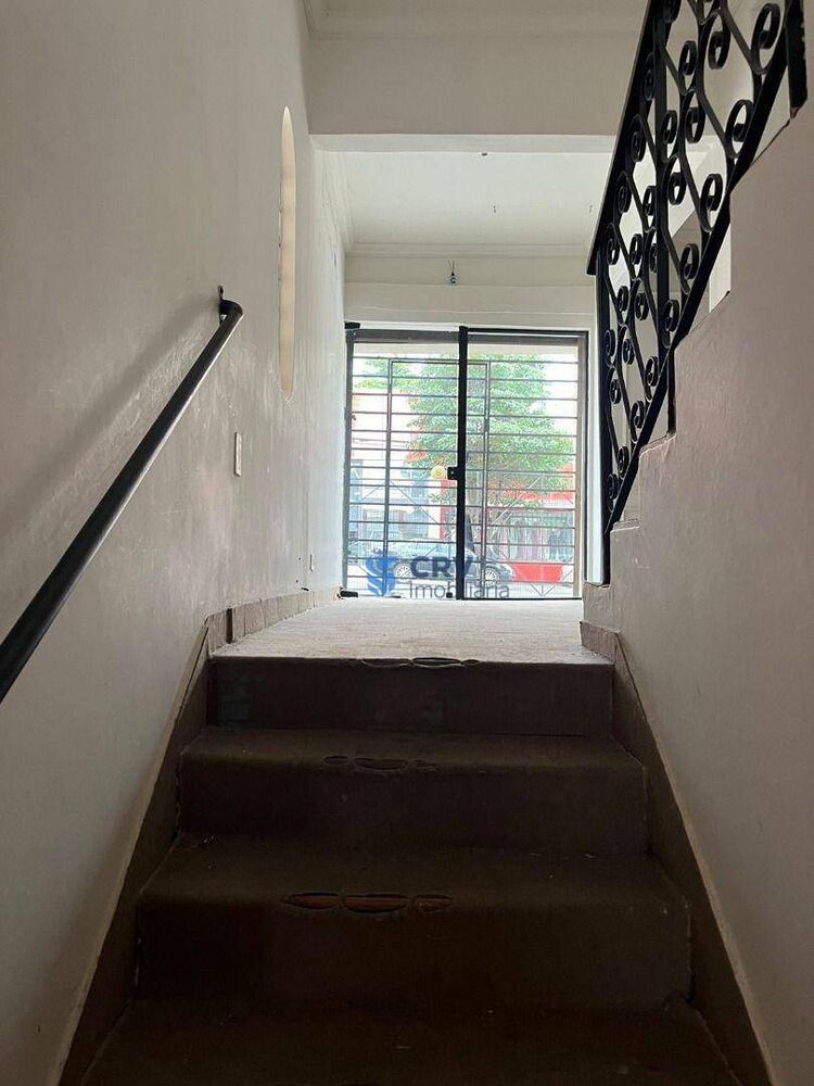 Casa à venda com 3 quartos, 222m² - Foto 5