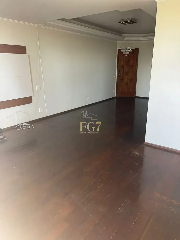 Apartamento, 3 quartos, 130 m² - Foto 1