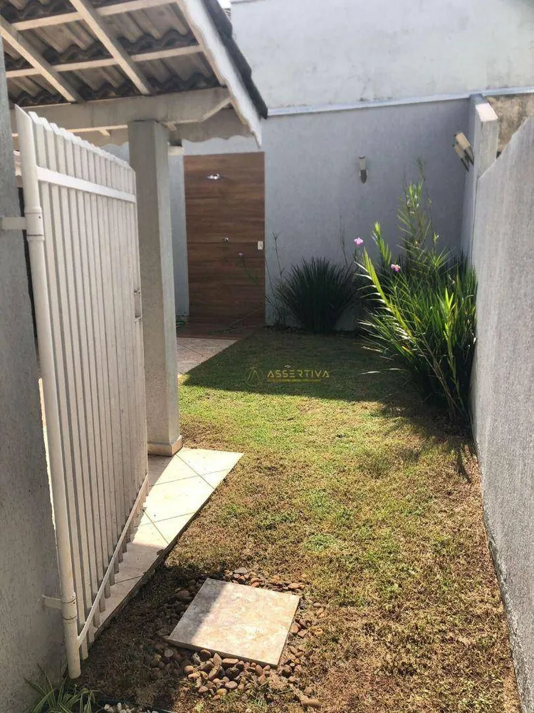 Casa, 5 quartos, 270 m² - Foto 1