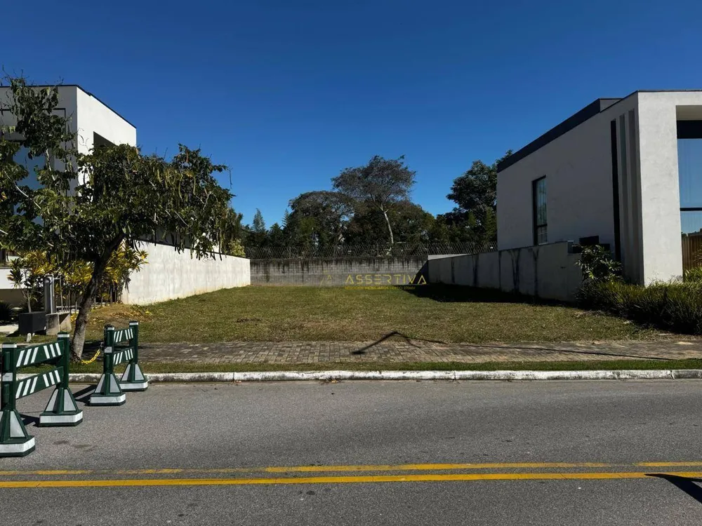 Loteamento e Condomínio, 450 m² - Foto 1