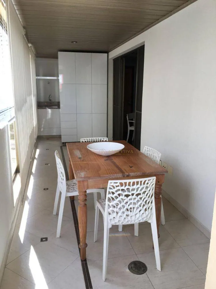 Apartamento, 3 quartos, 147 m² - Foto 1