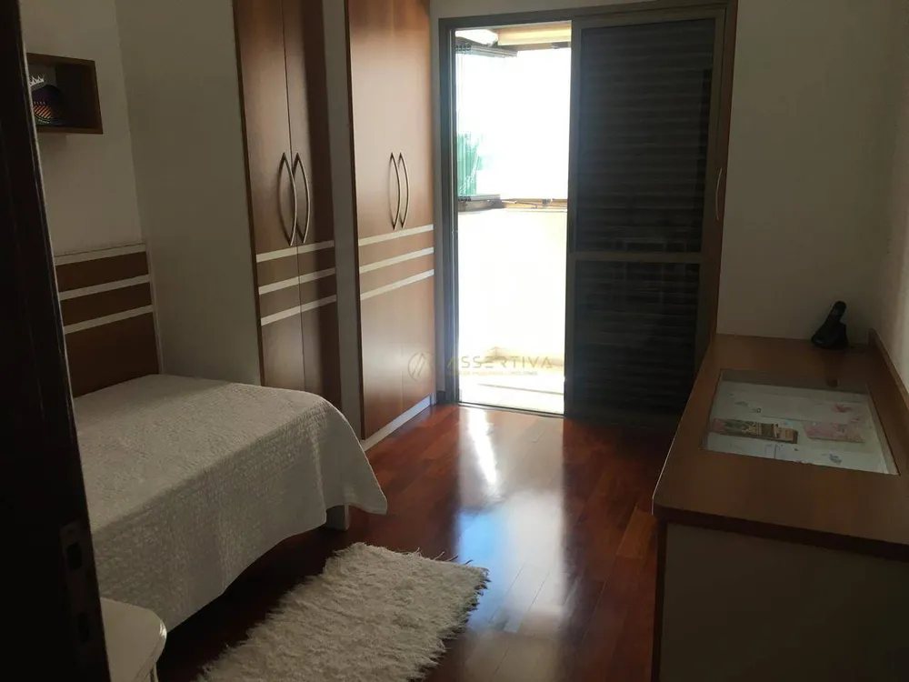 Apartamento, 3 quartos, 147 m² - Foto 2