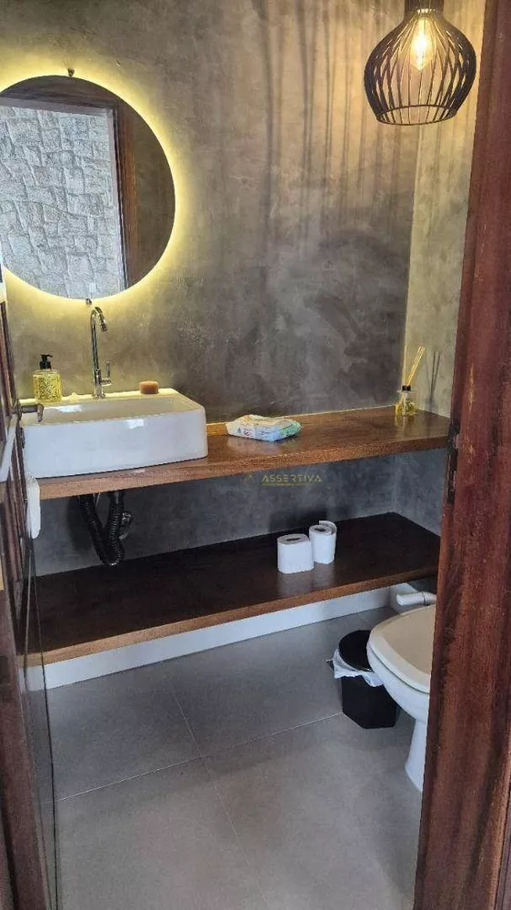 Casa de Condomínio, 4 quartos - Foto 1