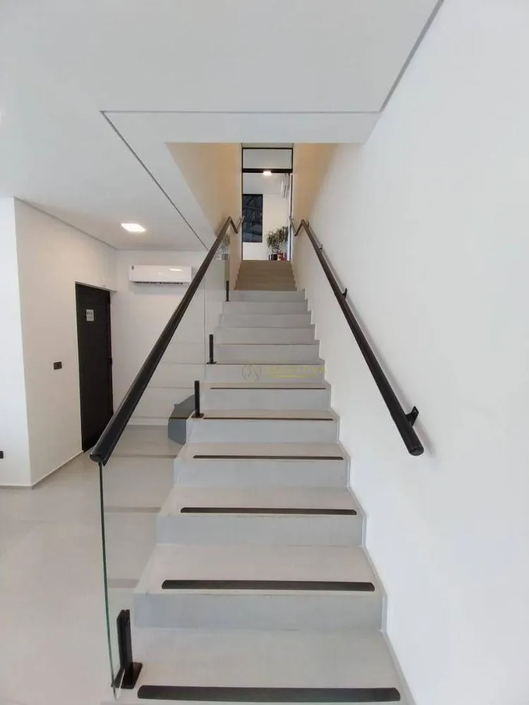 Depósito-Galpão, 763 m² - Foto 1