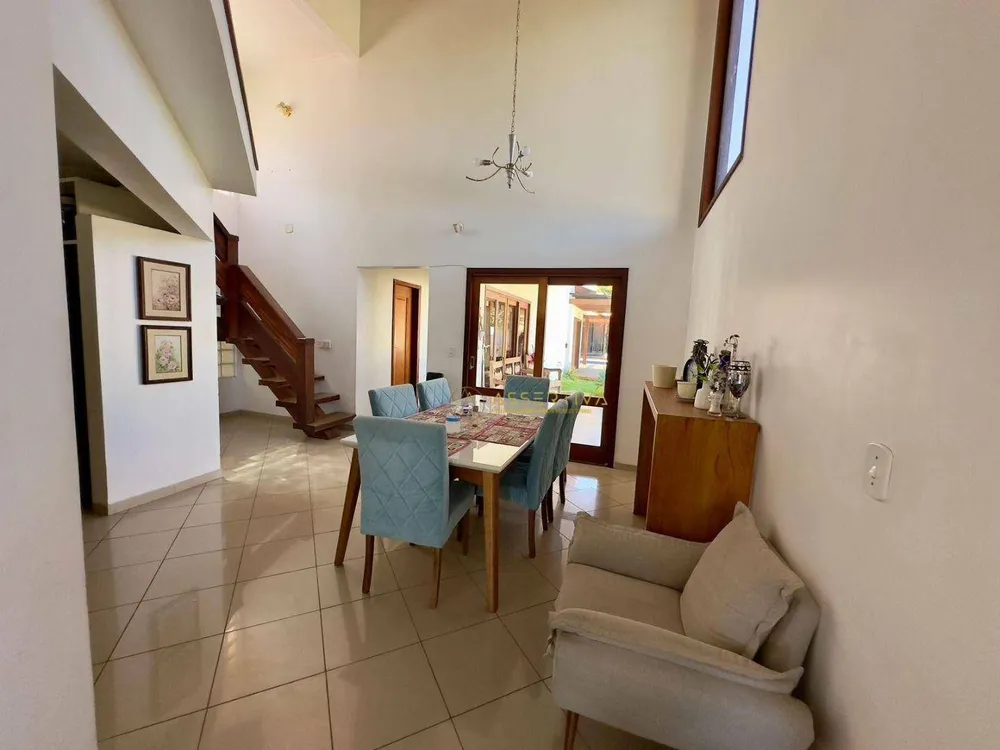 Casa, 3 quartos, 240 m² - Foto 3