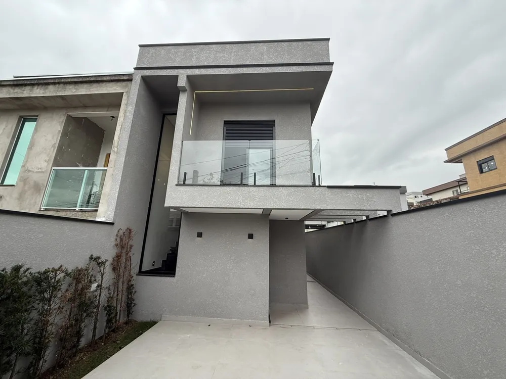 Casa, 3 quartos, 131 m² - Foto 1