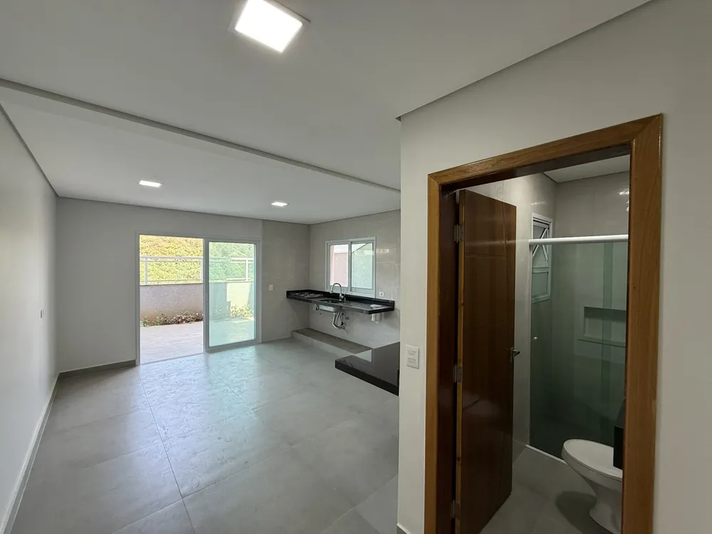Casa, 3 quartos, 202 m² - Foto 1