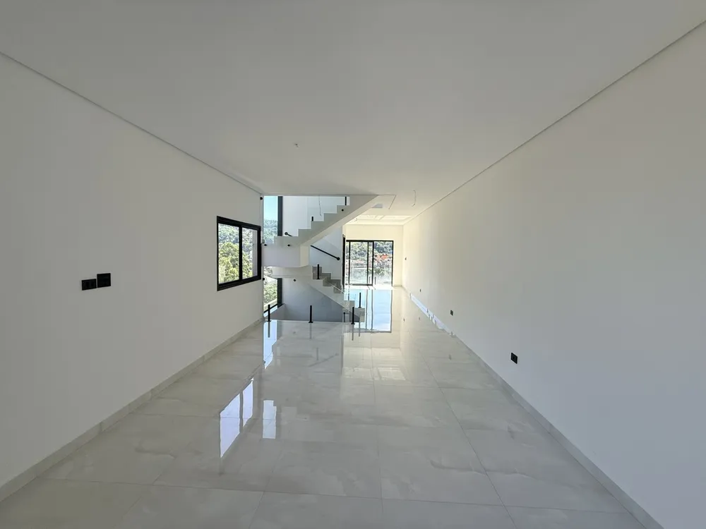 Casa, 3 quartos, 237 m² - Foto 4