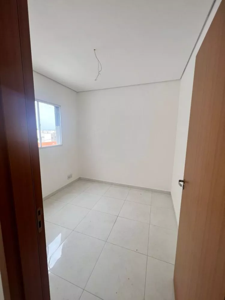 Apartamento para alugar com 2 quartos, 62m² - Foto 4